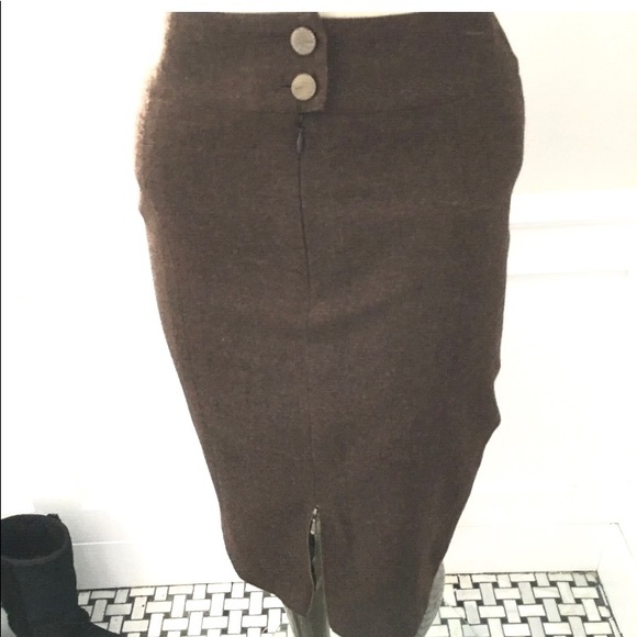 CHANEL BROWN CASHMERE PENCIL SKIRT 8/10 MED - Picture 2 of 7